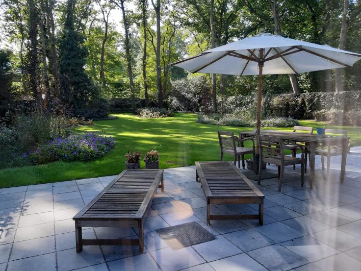 Gerealiseerde tuin van Sandra den Exter 30